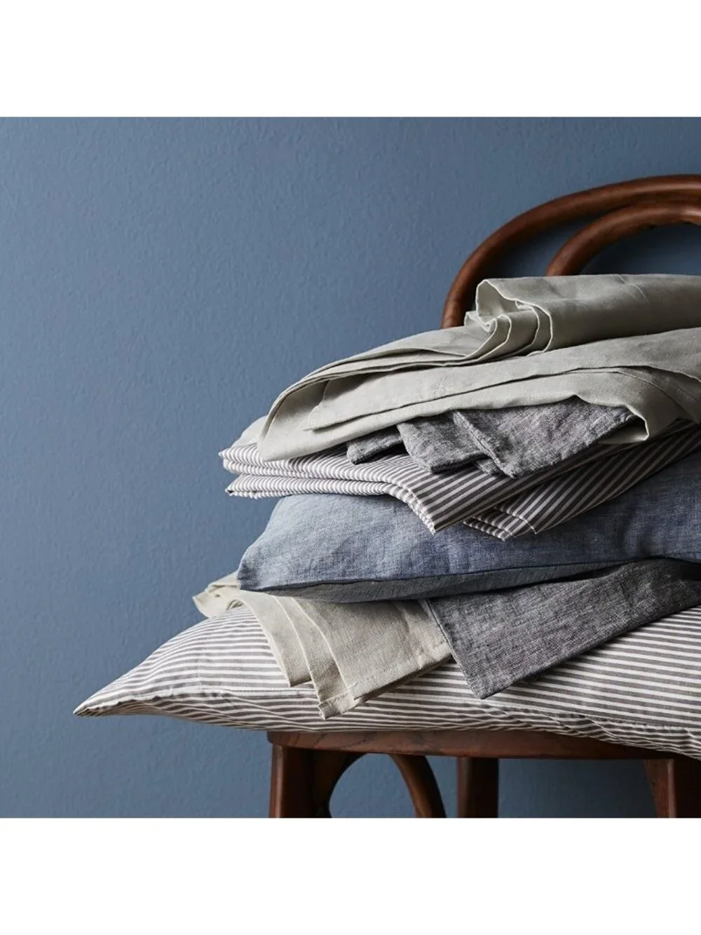 Queen Size Grey Stripe 6-Piece Microfiber Sheet Set with Deep Pockets & Extra